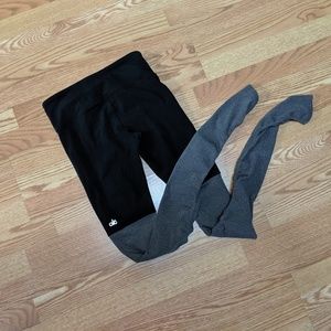 ALO Yoga Pants - LIKE NEW Alo Goddess Legging ALO Yoga Pants - LIKE NEW Alo Goddess Legging